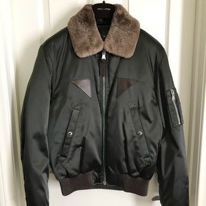 Louis Vuitton collaboration bomber Jacket 38 / 48